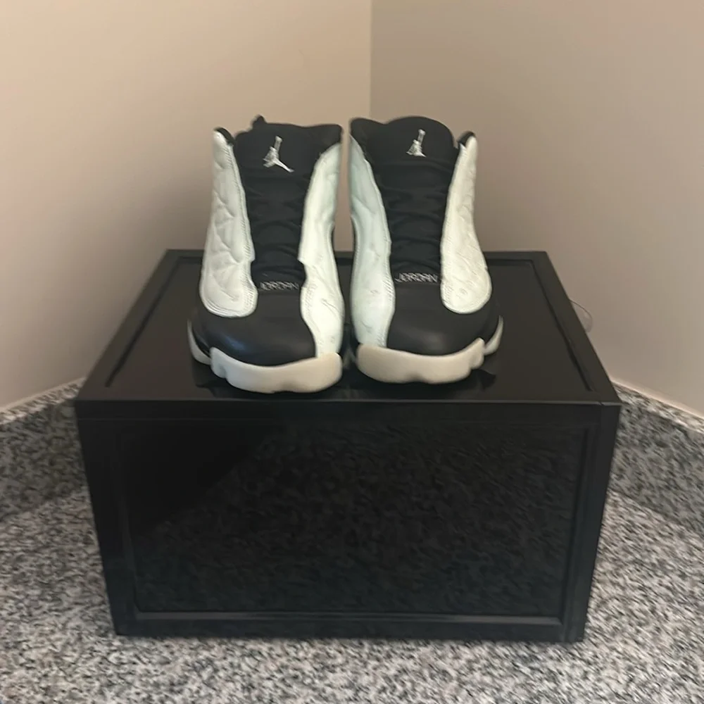 Jordan 13 retro (single days).  Size 10 US - Picture 9 of 10